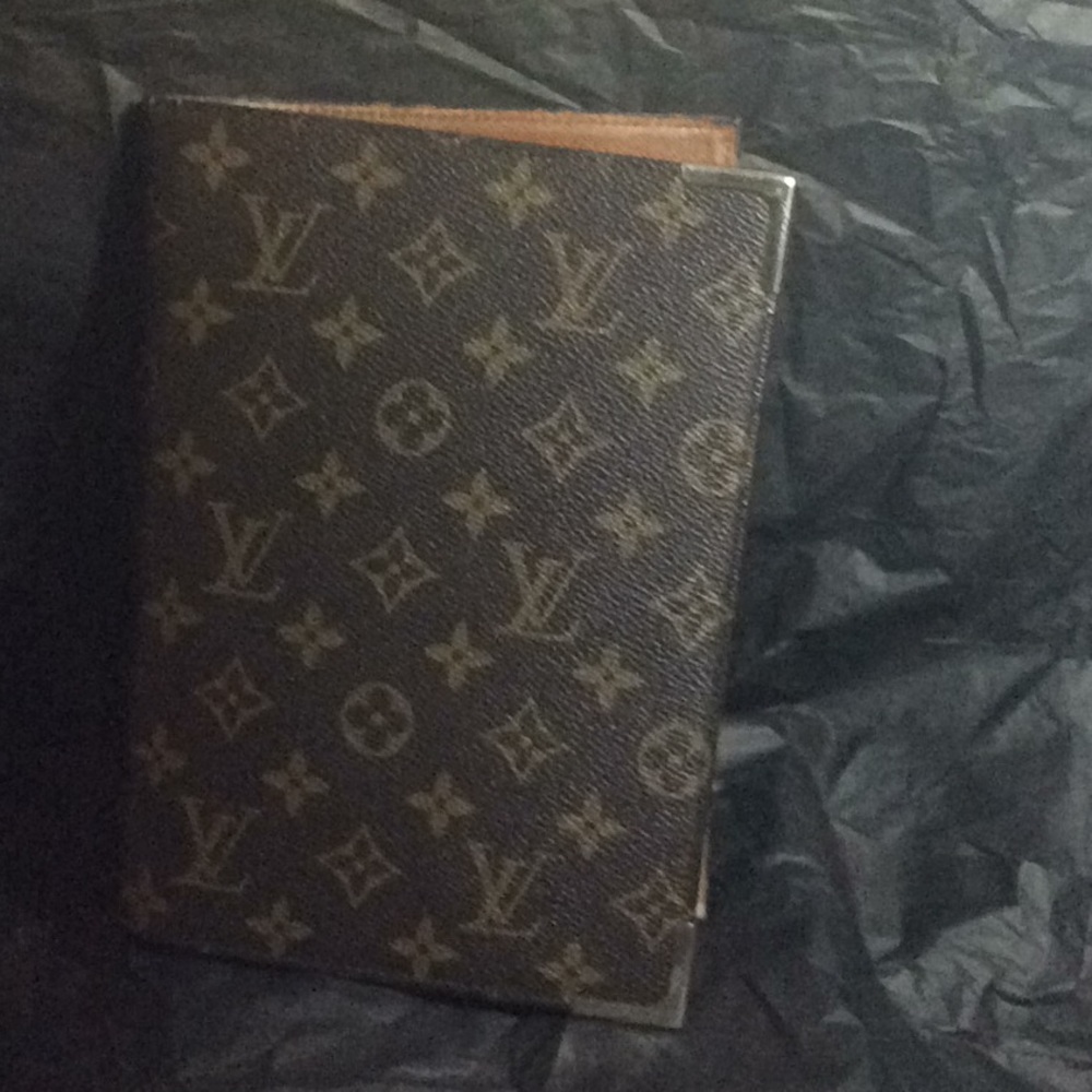 Louis Vuitton Agenda MM monogram